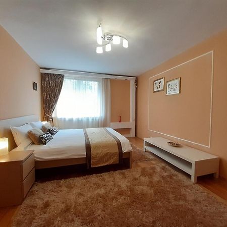 Apartament Central П'ятра-Нямц Екстер'єр фото
